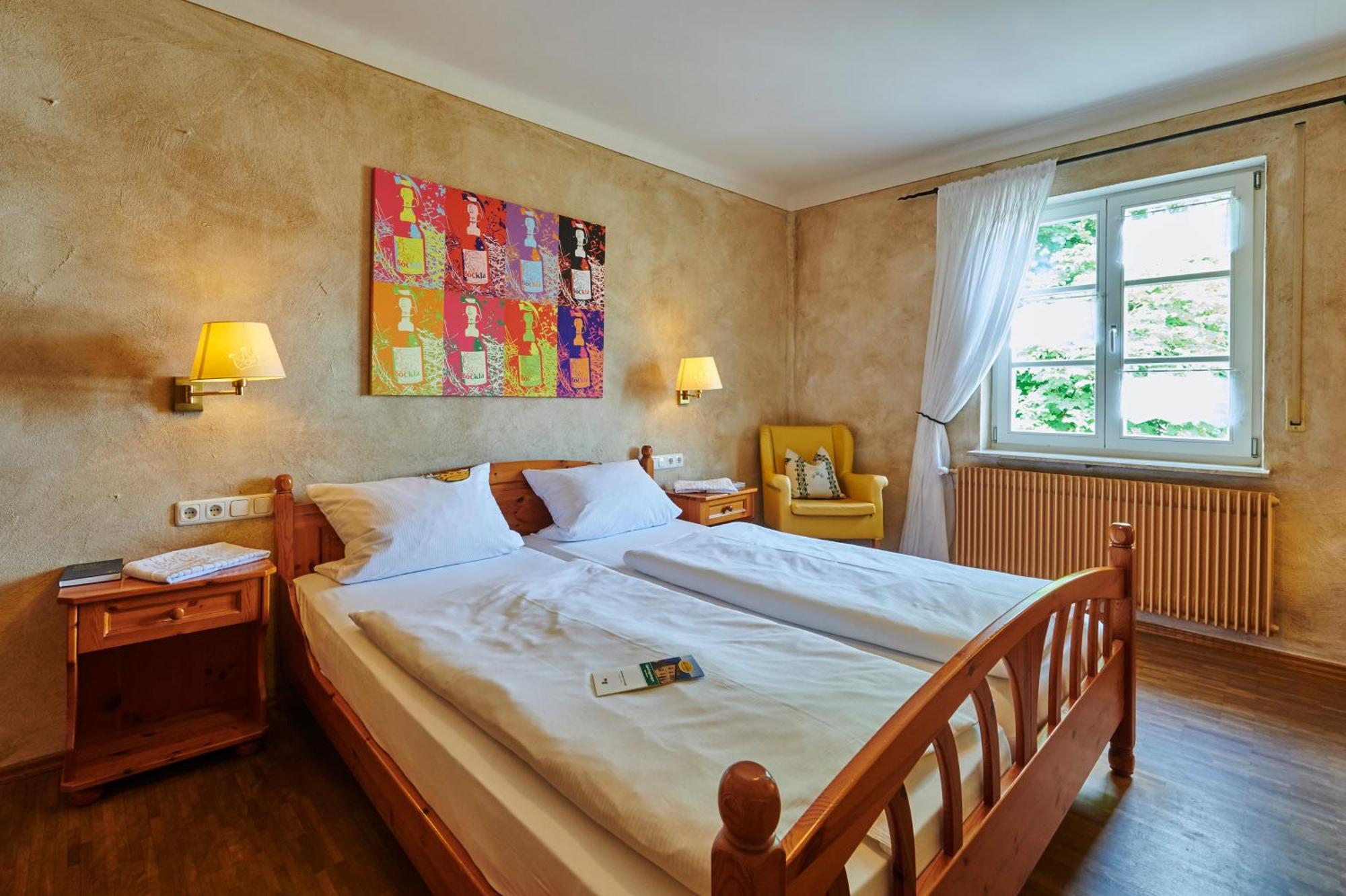 Hotel & Brauereigasthof Drei Kronen Memmelsdorf Exteriör bild