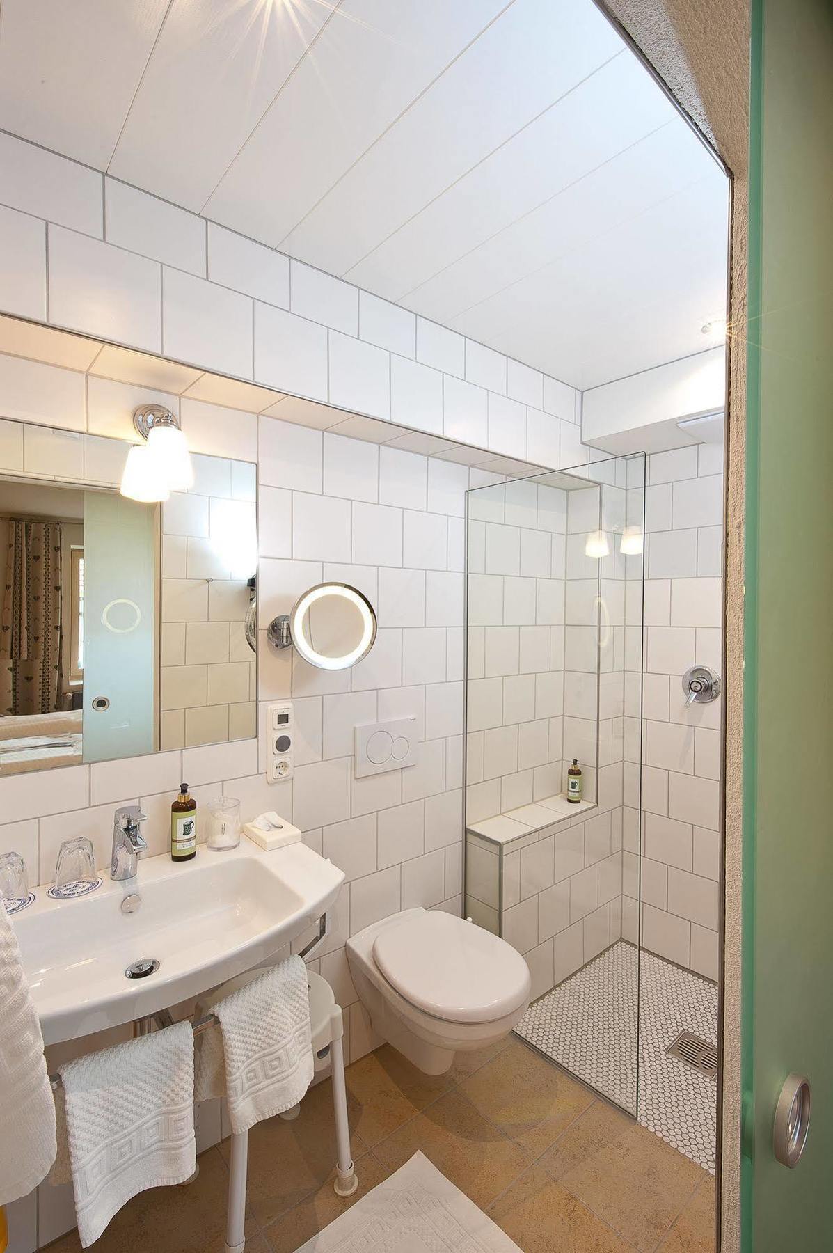 Hotel & Brauereigasthof Drei Kronen Memmelsdorf Exteriör bild
